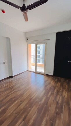 2 BHK Apartment For Rent in Amrapali Enchante