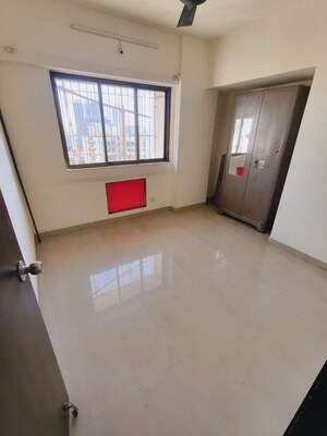Room in 2 BHK Apartment at Runwal Garden City, Balkum Pada – for Rent