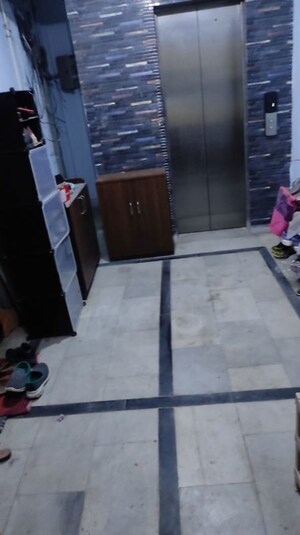 Parking in 3 BHK Apartment at Rohra Address, New Town – for Rent