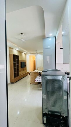 3.5 BHK + Pooja Room,Study Room Builder Floor For Rent in Smart World Gems
