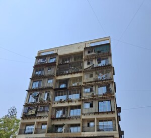 2 BHK Apartment For Rent in Bhakti Park CHS, Ghansoli