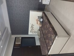 2 BHK + Pooja Room Builder Floor For Rent in Unitech Arcadia