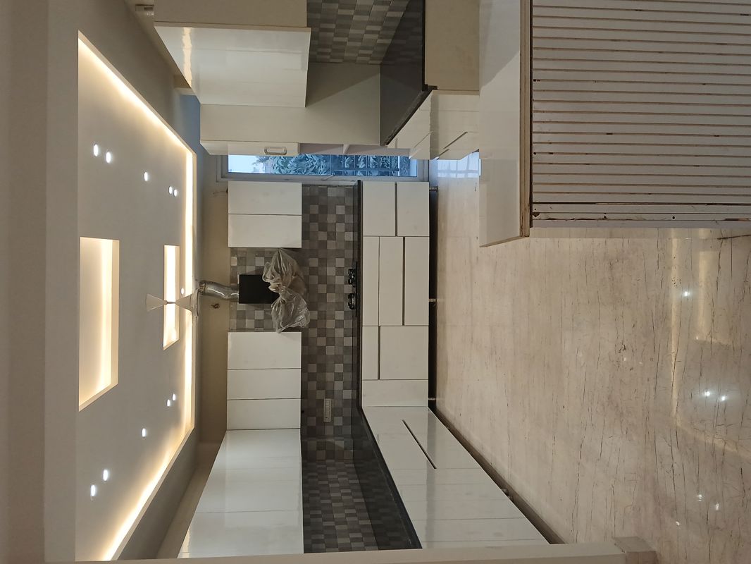 3 BHK + Servant Room 2000 Sq.Ft. Builder Floor in Auram Floor