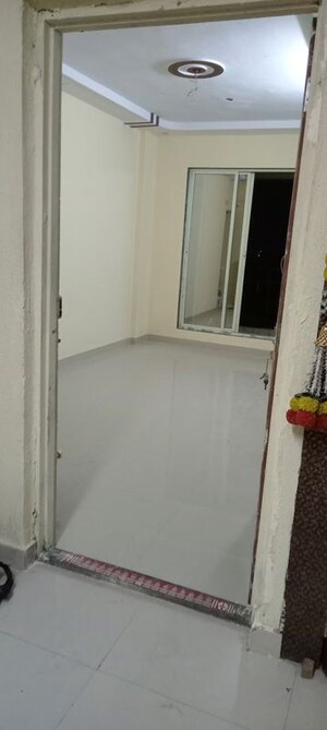 Bathroom in 1 BHK Apartment at Dombivli East – for Rent