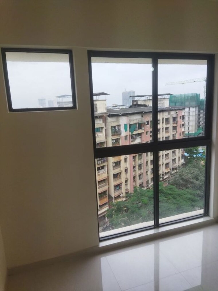 Room, lodha-crown-taloja-quality-homes 1 Bedroom 350 Sq.Ft. Apartment In Dombivli East Thane 10207792