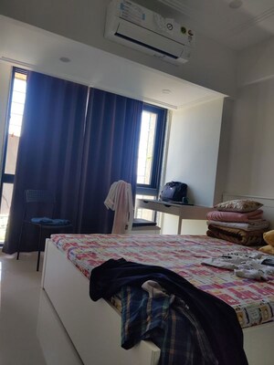 Bedroom in 1 BHK Apartment at Queenstown Springs, Ghansoli – for Rent