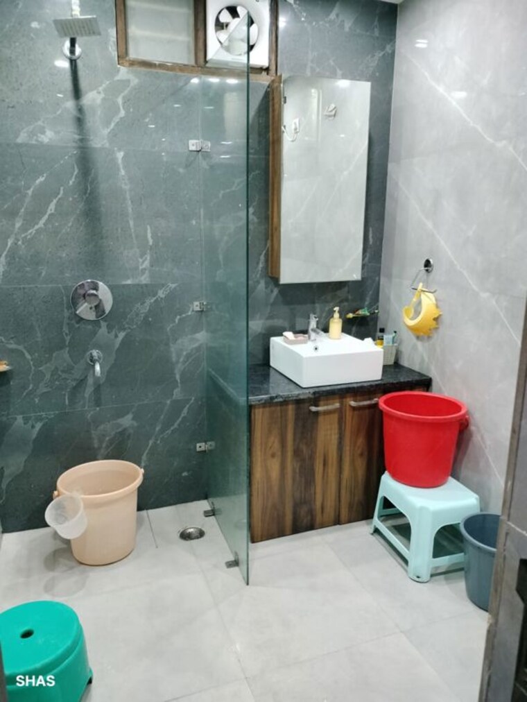 Bathroom, parklands 3 Bedroom 2200 Sq.Ft. Apartment In Sector 85 Faridabad 10207813