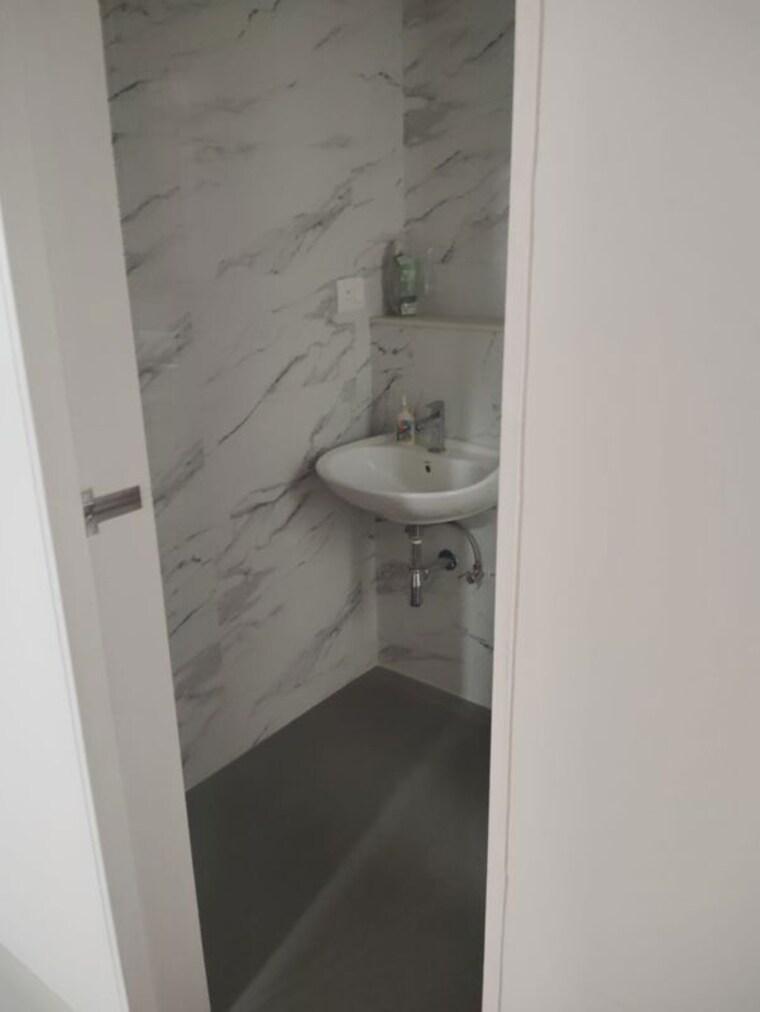 Bathroom, lodha-codename-premier 2 Bedroom 656 Sq.Ft. Apartment In Dombivli East Thane 10207820