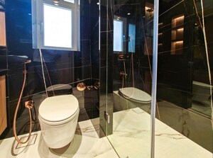 Bathroom in 4 BHK Apartment at Sheth Vasant Oasis, Andheri East – for Sale