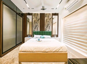 Bedroom in 4 BHK Apartment at Sheth Vasant Oasis, Andheri East – for Sale