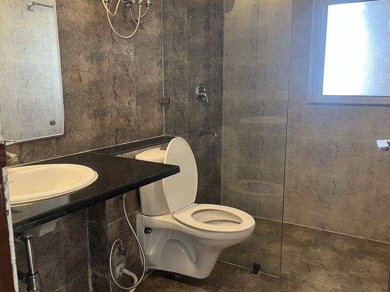 Team Area, unitech-escape 2.5 Bedroom 1550 Sq.Ft. Apartment In Sector 50 Gurgaon 10207867