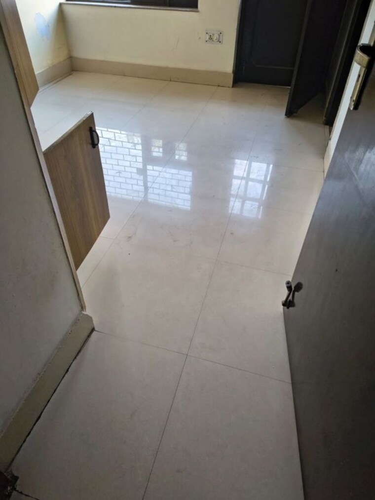 undefined, sector 15 3 Bedroom 260 Sq.Yd. Builder Floor In Sector 15 Gurgaon 10207889