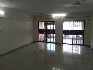Room in 3.5 BHK Apartment at BU Bhandari Acolade, Kharadi – for Rent