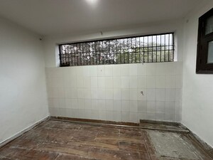 Room in 2 BHK Builder Floor at Saket – for Rent