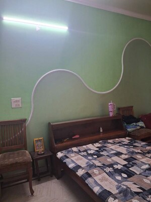 Parking in 1.5 BHK Builder Floor at Sector 28 – for Rent