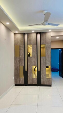 2.5 BHK + Study Room Apartment For Sale in Prestige Lakeside Habitat