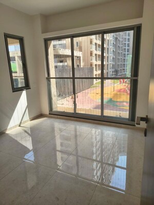 Room in 2 BHK Apartment at Vilas Javdekar Yashwin Enchante, Kharadi – for Rent