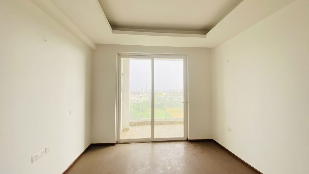 3 BHK Apartment For Rent in Omaxe Lake
