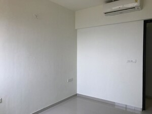 Room in 2 BHK Apartment at Lodha Splendora, Ghodbunder Road – for Rent