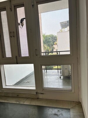 Room in 3.5 BHK Builder Floor at Greater Kailash – for Rent