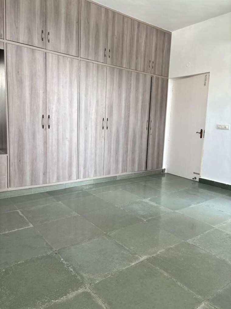 Room, greater kailash 3.5 Bedroom 3600 Sq.Ft. Builder Floor In Greater Kailash Delhi 10208023