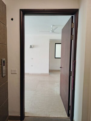 Lift in 4 BHK Apartment at Adani Samsara Vilasa, Sector 63 – for Rent