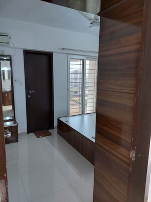 2 BHK Apartment For Rent in Majestique Landmark Palm Atlantis, Wagholi