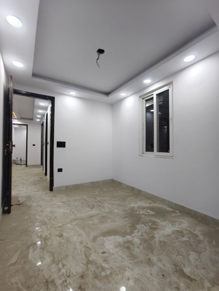 Room, govindpuri 3 Bedroom 900 Sq.Ft. Builder Floor In Govindpuri Delhi 10208049