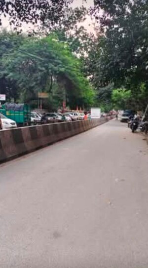 Swimming Pool in 3 BHK Builder Floor at Govindpuri – for Rent