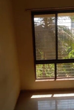 Room in 2 BHK Apartment at Shakya Vihar CHS, Mulund East – for Rent