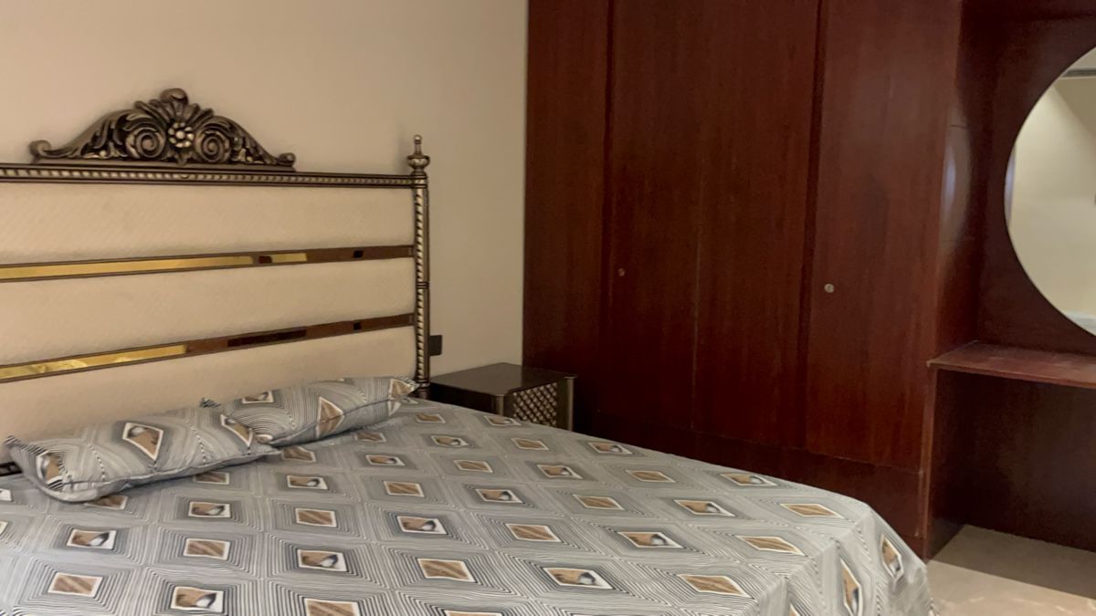 4 BHK Apartment For Sale in Mayur Vihar Phase II