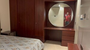 Bedroom in 4 BHK Apartment at Mayur Vihar Phase ii – for Sale