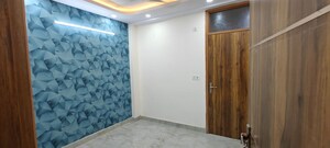 Room in 2 BHK Builder Floor at Govindpuri – for Rent