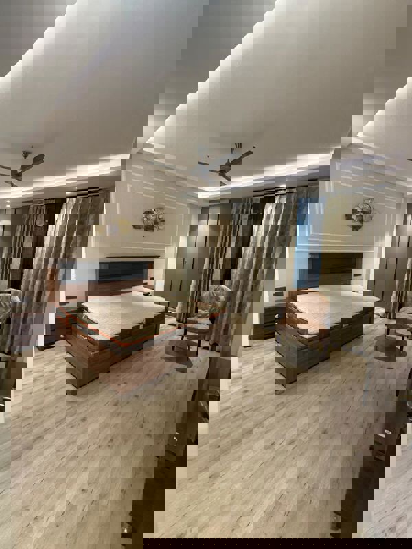 3 BHK 2300 Sq.Ft. Builder Floor in Unitech Greenwood City Apartment