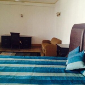 Bedroom in 4 BHK Builder Floor at Sector 21c – for Rent