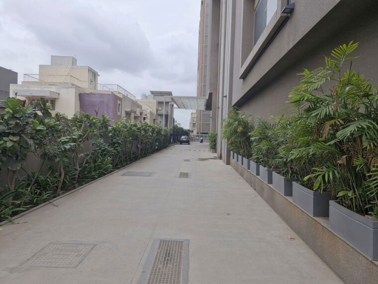 Balcony, science city Commercial Office Space 838 Sq.Ft. In Science City Ahmedabad 10208080