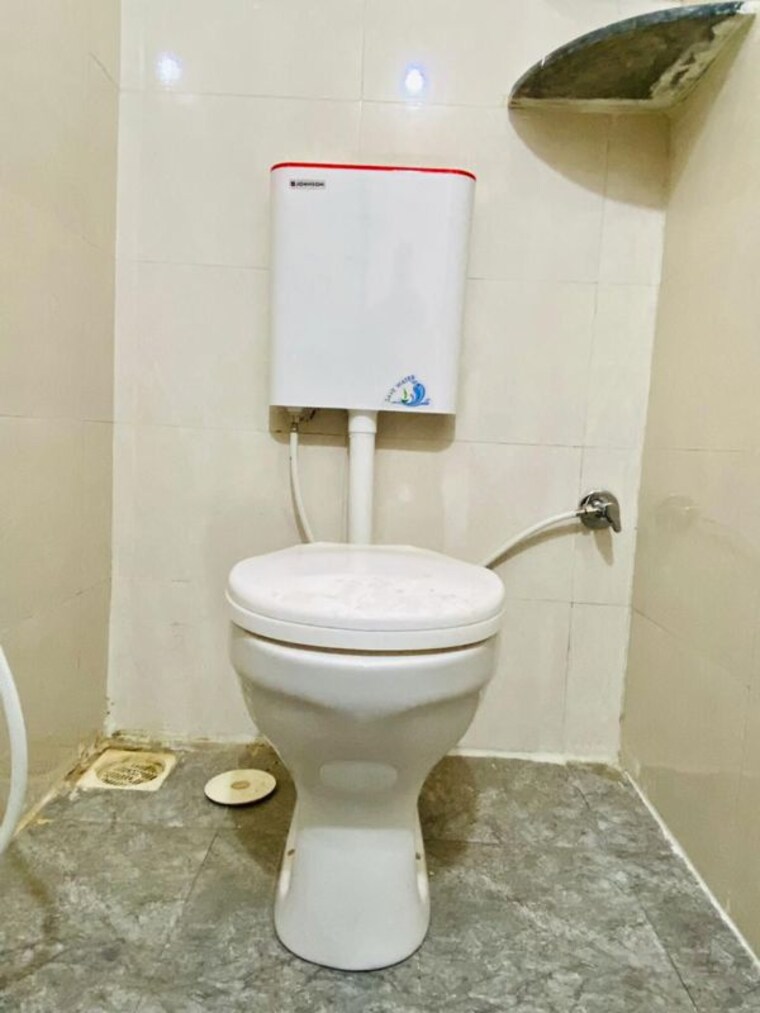 Bathroom, kharadi 1 Bedroom 480 Sq.Ft. Independent House In Kharadi Pune 10208085