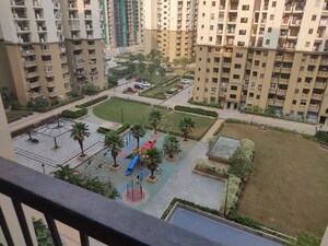 3 BHK Apartment For Rent in Himalaya Pride, Tech Zone 4 Greater Noida