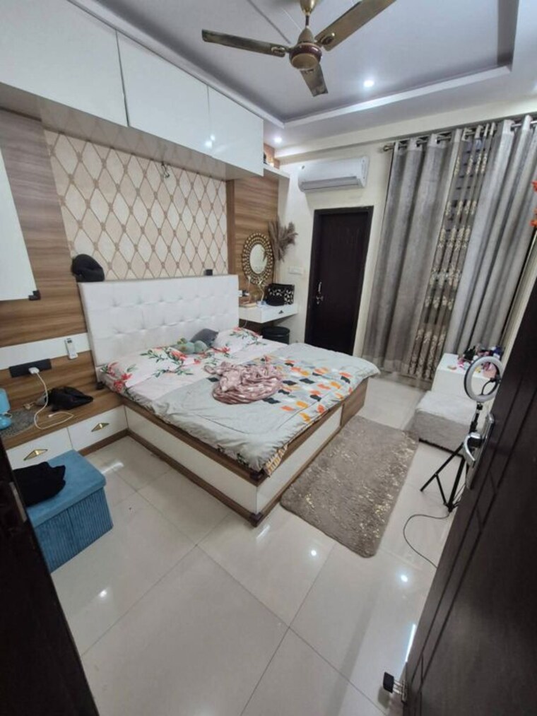 Team Area, sector 15 ii 2 Bedroom 1300 Sq.Ft. Builder Floor In Sector 15 ii Gurgaon 10208099