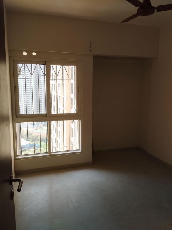 2 BHK 700 Sq.Ft. Apartment in Dosti West County