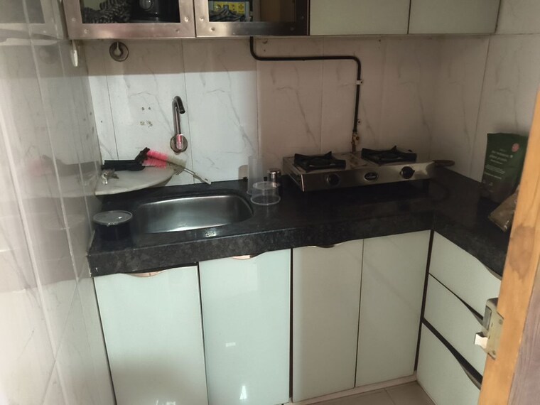 Kitchen, vile parle east 1 Bedroom 350 Sq.Ft. Apartment In Vile Parle East Mumbai 10206669