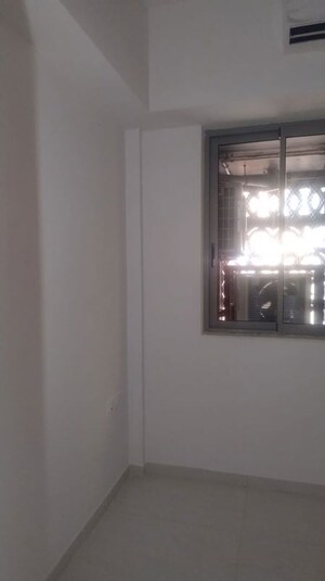 Room in 3 BHK Apartment at Lodha Bellagio, Powai – for Rent