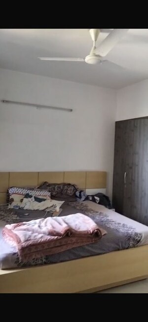 Bedroom in 2 BHK Apartment at Citihomes, Omicron Iii Greater Noida – for Rent