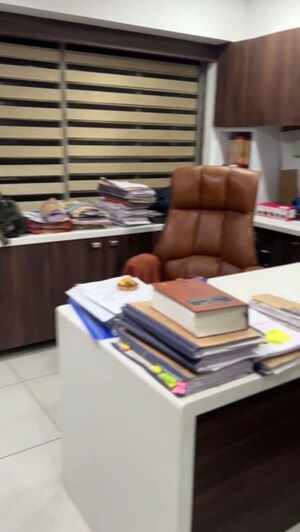  Office Space For Rent in Gulbai Tekra