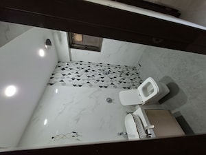 Bedroom in 2 BHK Apartment at Santacruz East – for Sale