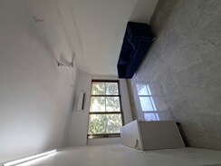 2 BHK + Extra Room Apartment For Sale in Santacruz East