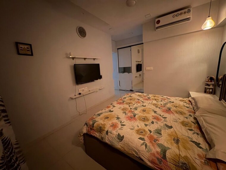 Bedroom, rustomjee-azziano-wing-e 2 Bedroom 493 Sq.Ft. Apartment In Thane West Thane 10208176