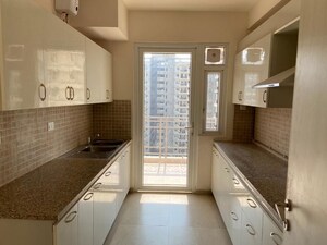 Kitchen in 3 BHK Apartment at DLF The Skycourt, Sector 86 – for Rent