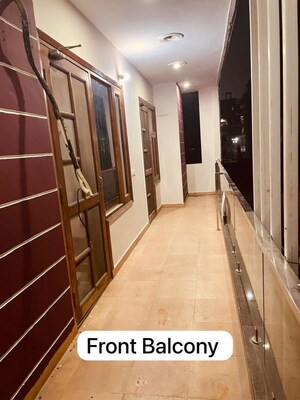 Building Lobby in 4 BHK Apartment at Shakti the Sky Lark  Apartment, Sector 52 – for Rent