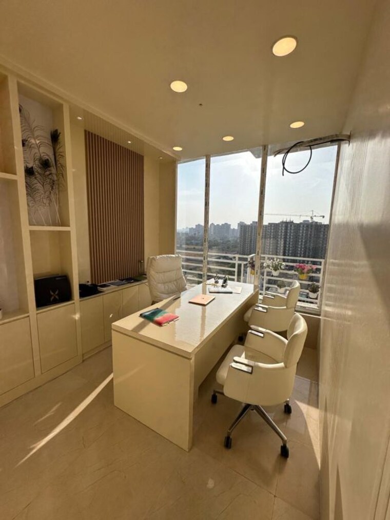 Team Area, ss-omnia Commercial Office Space 560 Sq.Ft. In Sector 86 Gurgaon 10208236